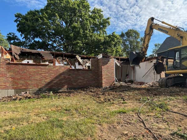 Ashmount House demoliton